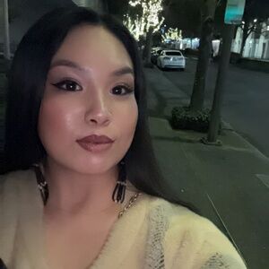 Meet your Posher, Jacqueline
